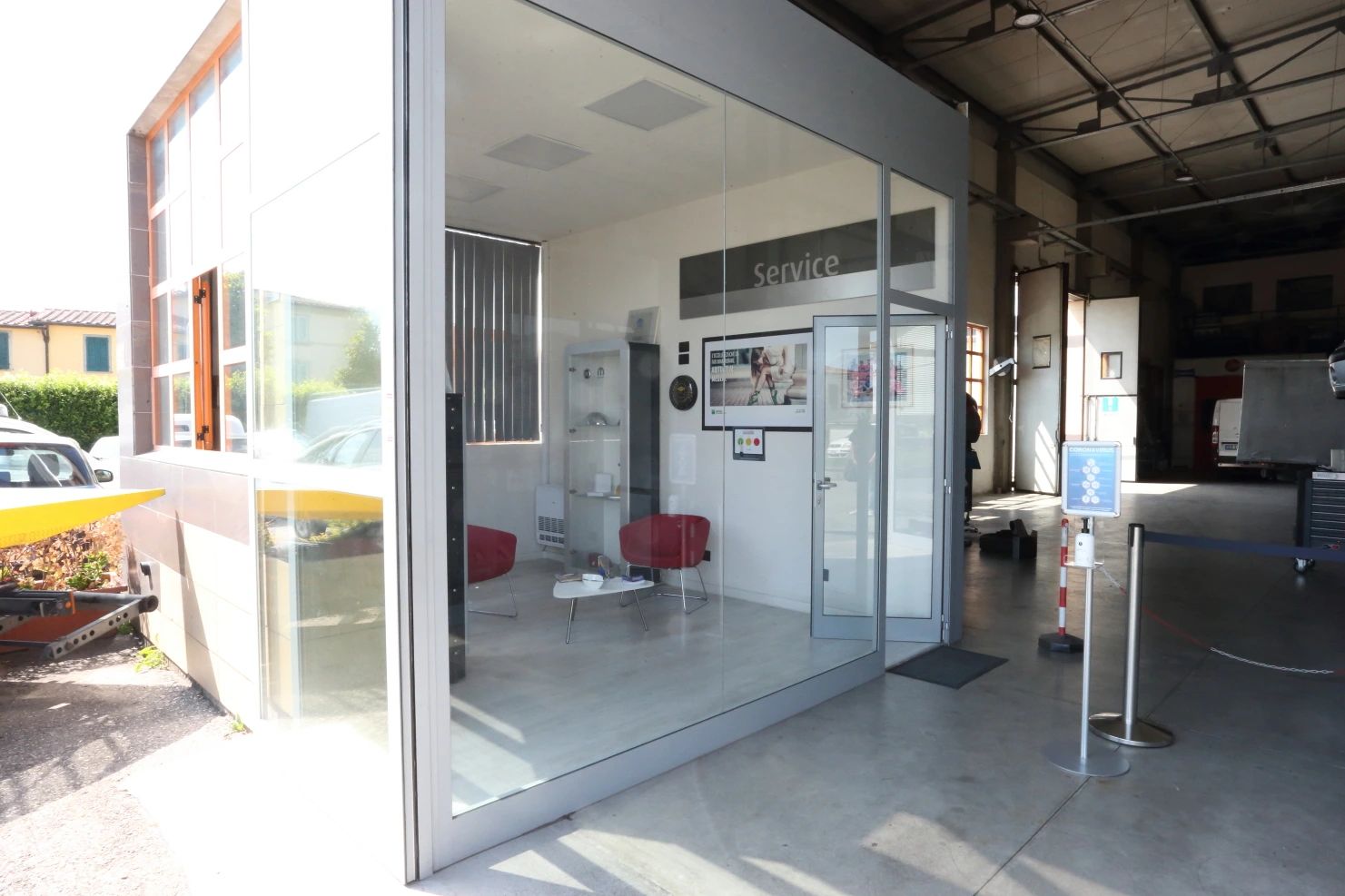 Area accoglienza clienti – Pistoia Auto Service Pistoia